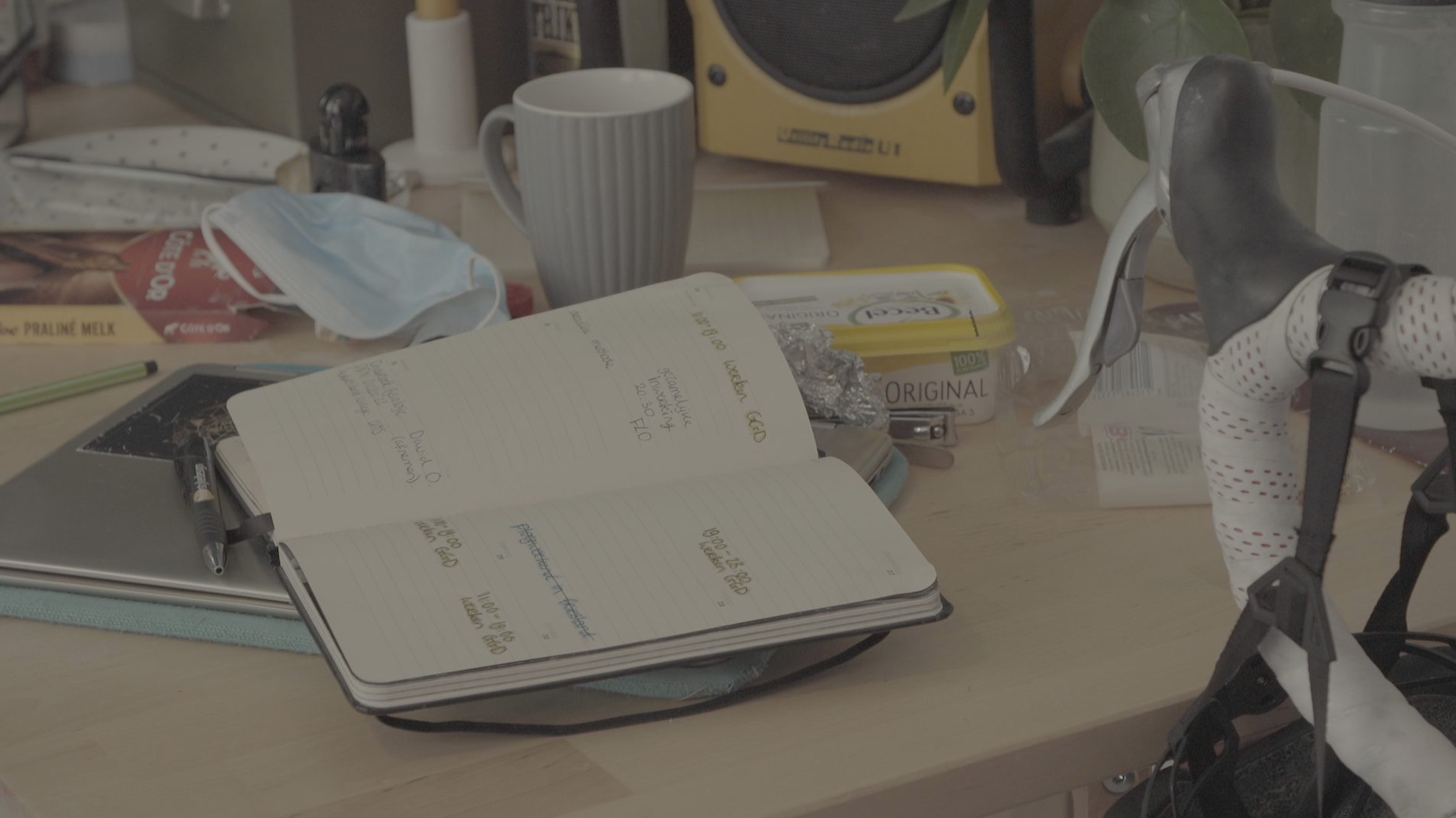 In de nieuwe EO documentaire Pretend Student volgen we studenten die – soms nog maar kort, soms al jarenlang – tegen iedereen over hun situatie hebben gelogen. Durven zij open kaart te spelen?